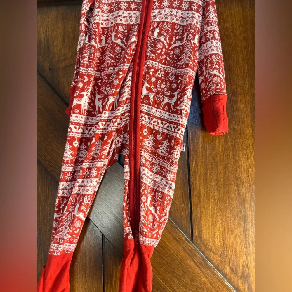 Little‎ Sleepies Festive Red Christmas Onesie Pajamas Baby 3-6 months.